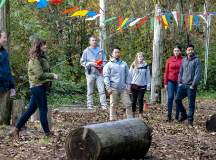 On Location - Chronicle Mysteries: Helped to Death