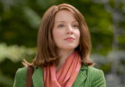 Lauren Ambrose