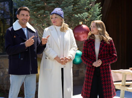 Finding Mr. Christmas - Preview - Christmas on Main Street
