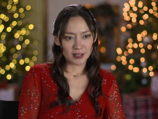Interview - Lucia Micarelli - The Christmas Bow