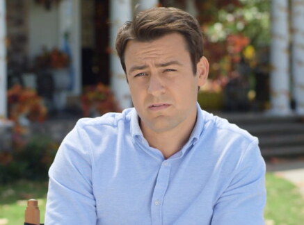 Interviews - About the movie - Falling for You