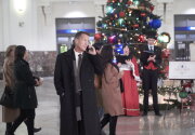 On Location - A Kiss Before Christmas