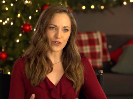 Interview - Laura Osnes - One Royal Holiday