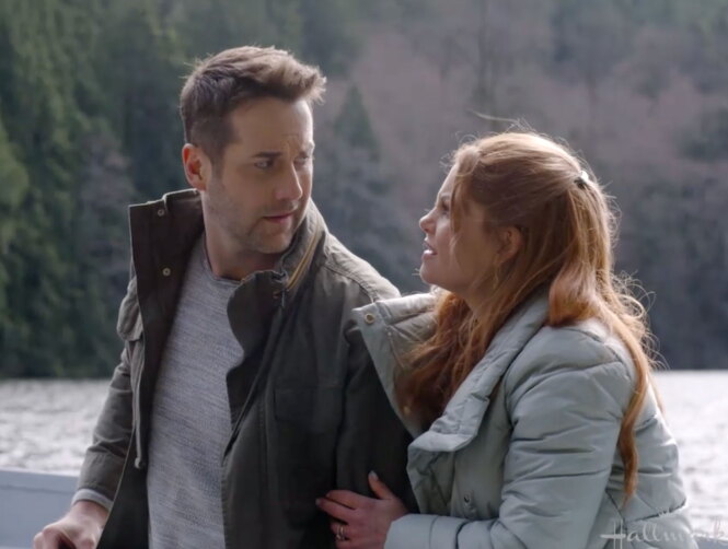 Preview - Aurora Teagarden Mysteries: Honeymoon, Honeymurder