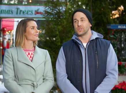Peppermint Pop Quiz - Never Kiss a Man in a Christmas Sweater