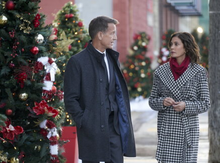 Sneak Peek - A Kiss Before Christmas