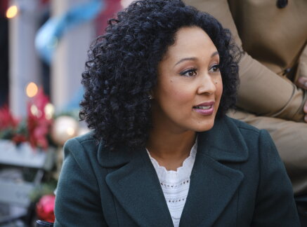 Sleigh Bell Stories - Tamera Mowry-Housley - A Christmas Miracle