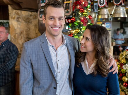 Preview - The Sweetest Christmas