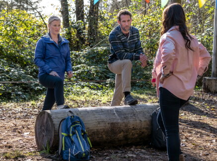 Preview - Chronicle Mysteries: Helped to Death - First Clue