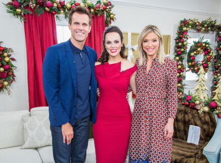 Erin Cahill Stops By - Home & Family