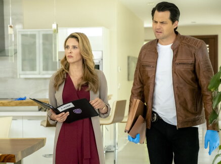 Preview - Mystery 101: Dead Talk
