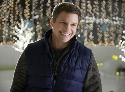 Sleigh Bell Stories - Holiday for Heroes - Marc Blucas