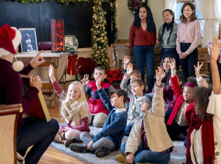 Preview + Sneak Peek - A Glenbrooke Christmas