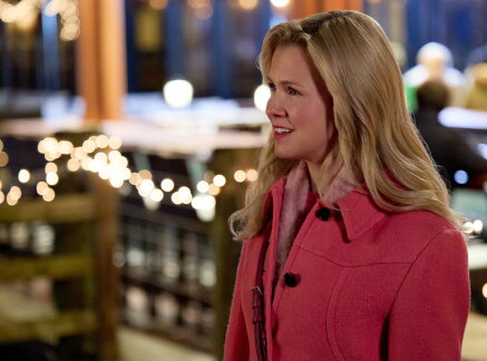 Preview - A Newport Christmas