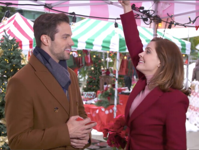 Tinsel Trivia - Holiday Facts - Mingle All the Way