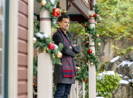 On Location - A Blue Ridge Mountain Christmas