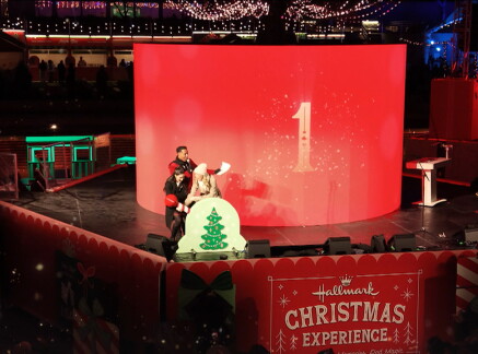 Hallmark Christmas Experience 2026