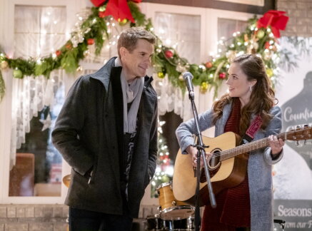 On Location - A Homecoming for the Holidays