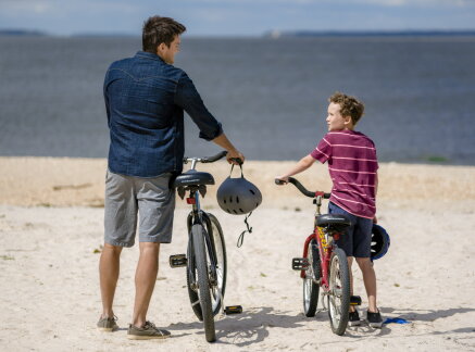 Preview - Love at the Shore