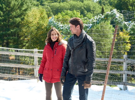 Preview - Northern Lights of Christmas