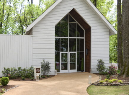 Preview - Wedding at Graceland - Good Luck Charm
