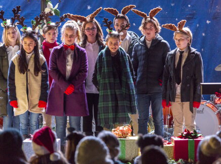 Preview - It's Christmas, Eve
