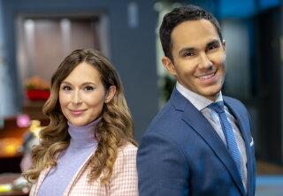 Preview - PIcture Perfect Mysteries - Hallmark Movies & Mysteries