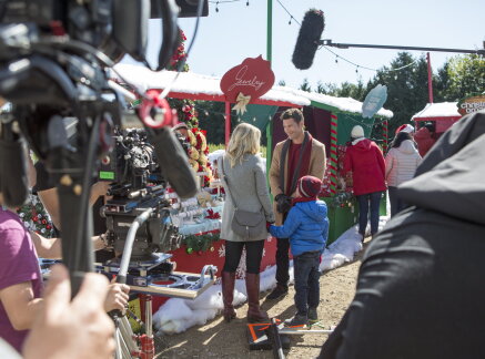 On Location - With Love, Christmas