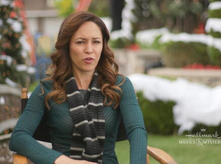 Interview - A Bramble House Christmas - Autumn Reeser on Working