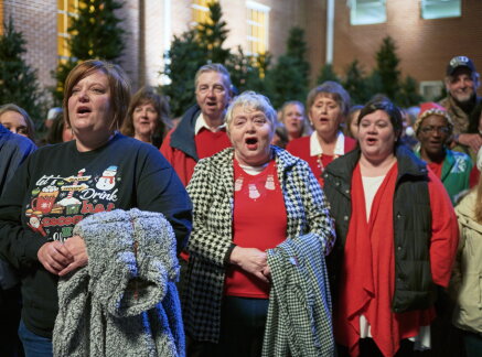 Preview - Project Christmas Joy