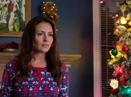 Sneak Peek - Catch Me If You Claus