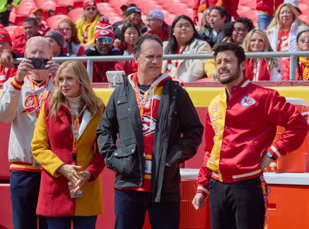 Preview - Holiday Touchdown: A Chiefs Love Story