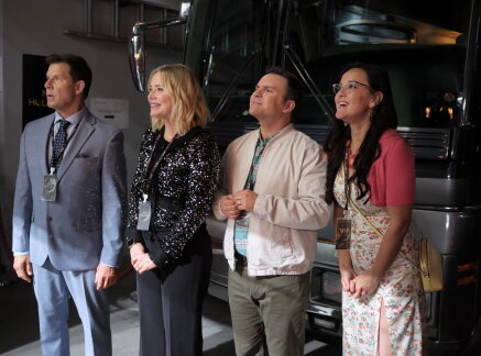 Preview - Signed, Sealed, Delivered: To the Moon and Back