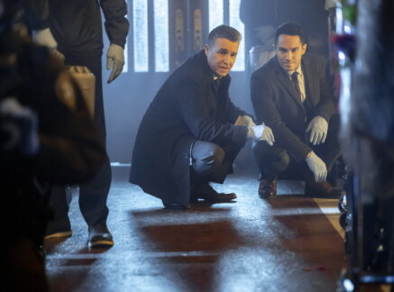 Preview - Picture Perfect Mysteries: Exit Stage Death - The First Clue