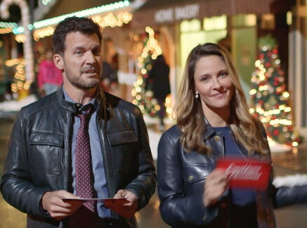 Tinsel Trivia - Carried Away - Christmas in Evergreen: Letters to Santa