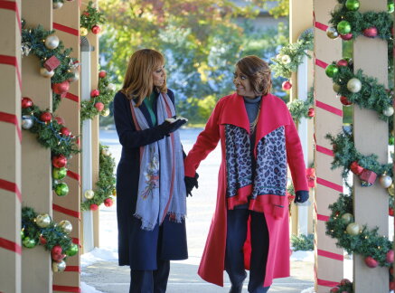 On Location - A Family Christmas Gift