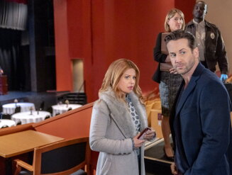 Preview - Aurora Teagarden Mysteries: A Very Foul Play