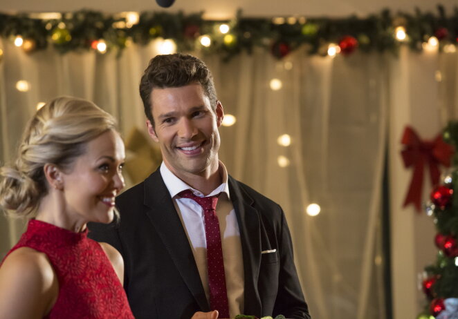 Cast Interviews - What People Will Love - With Love, Christmas