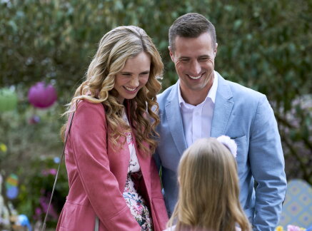Preview - Easter Under Wraps