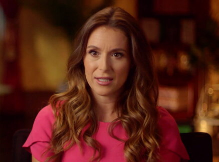 Interview - Picture Perfect Mysteries: Exit Stage Death - Alexa PenaVega