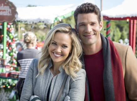 Cast Interviews - Christmas in the Summer - With Love, Christmas