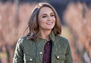 On Location - Valentine in the Vineyard