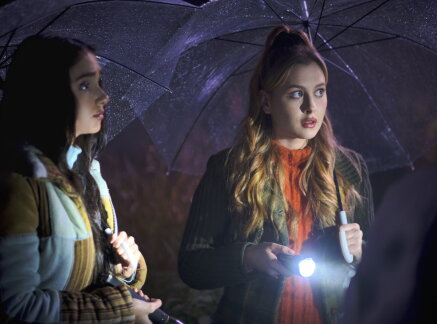 Preview - Aurora Teagarden Mysteries: Haunted by Murder