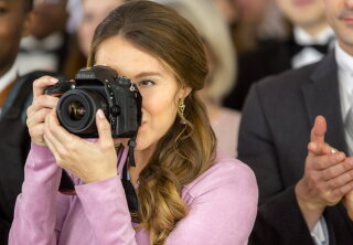 On Location - Picture Perfect Mysteries: Newlywed and Dead