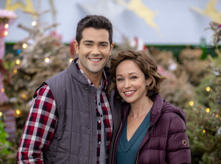 On Location - Christmas Under the Stars