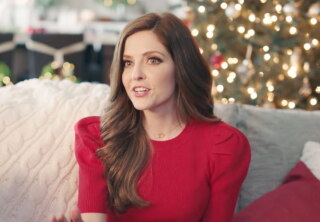 8 Days ’Til Christmas - Jen Lilley - The Perfect Gift