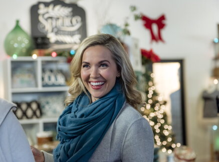 Classic Christmas Moments - Hearts of Christmas