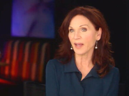 Interviews - Aurora Teagarden Mysteries: How to Con a Con - Marilu Henner