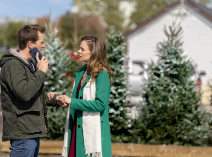 Preview - Christmas in Angel Falls